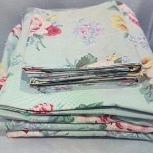 Floral Bedding Set - Mint Green